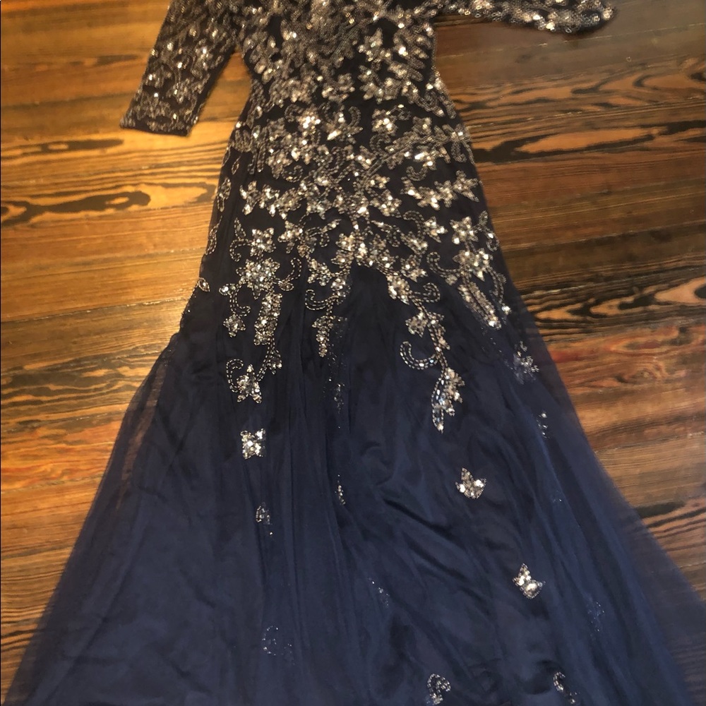 ADRIANNA PAPELL Full-length Evening Gown. Size 12